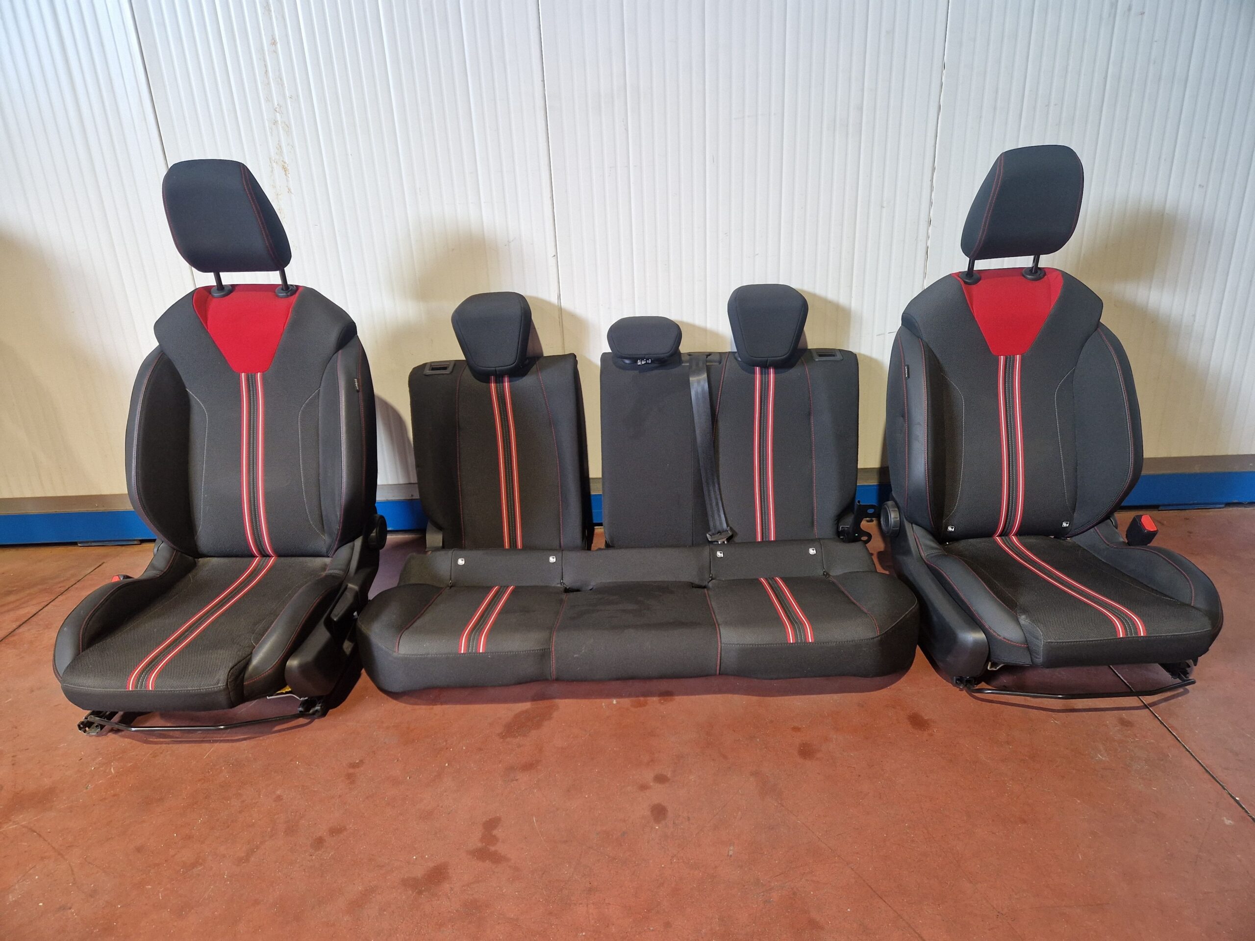 SEDILI OPEL Corsa F Serie (19>)
