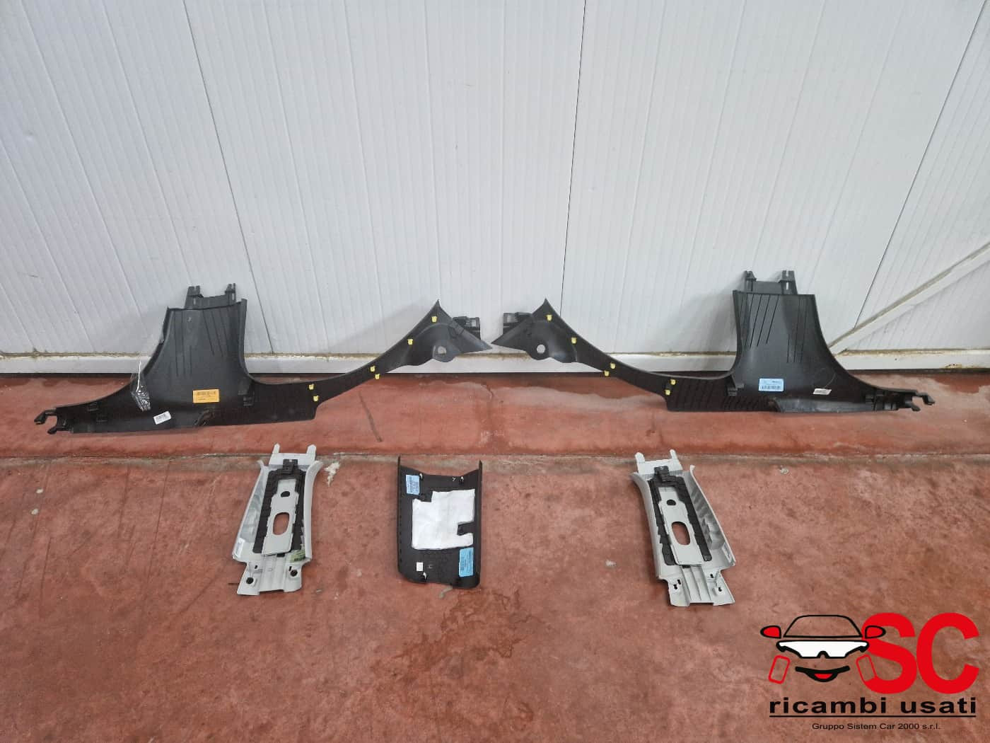 RIVESTIMENTO MONTANTE CENTRALE JEEP Compass Serie (16>)