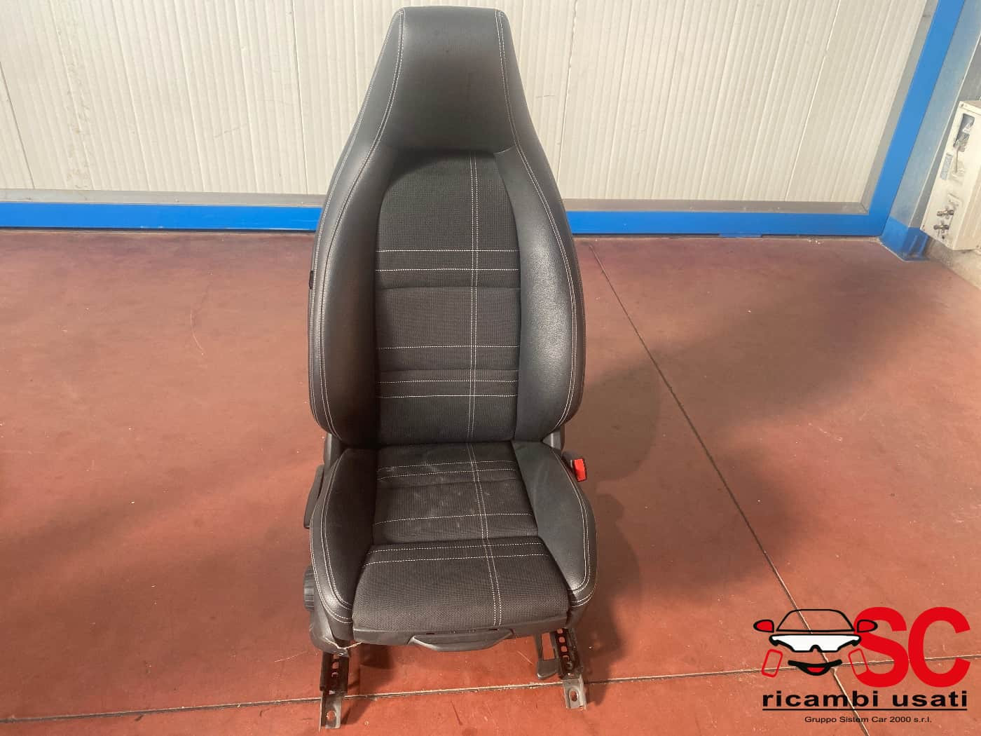 SEDILE ANTERIORE DESTRO MERCEDES Classe A Serie (W176) (12>18)