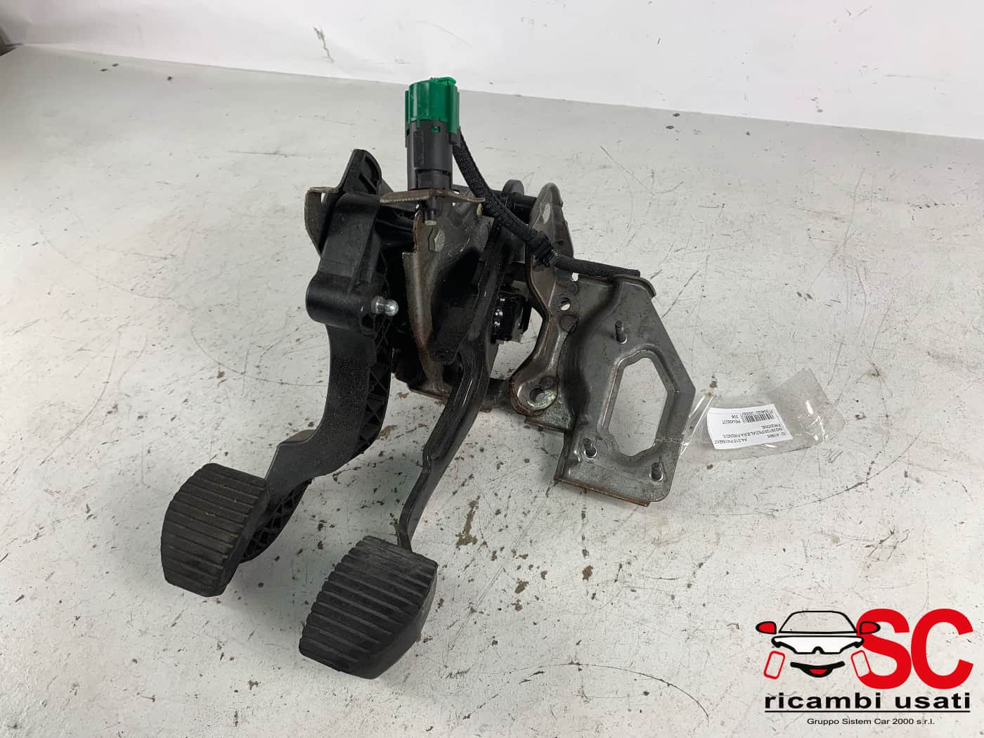PEDALIERA FRENO + FRIZIONE PEUGEOT 208 Serie (12>19)