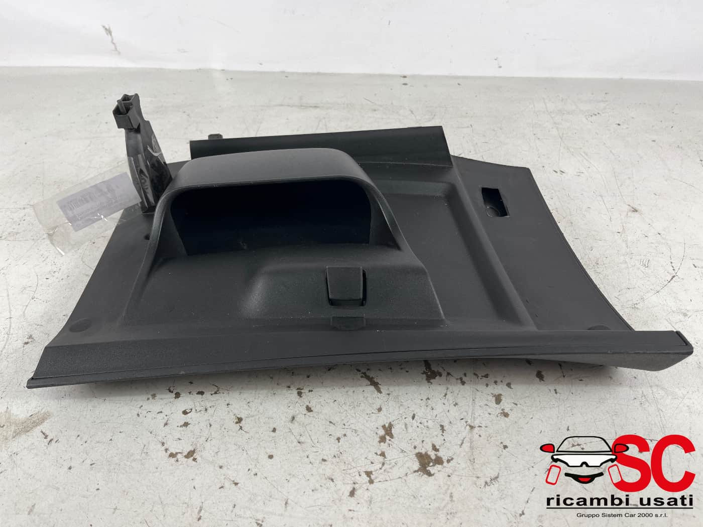 VANO PORTAOGGETTI PEUGEOT 208 Serie (12>19)