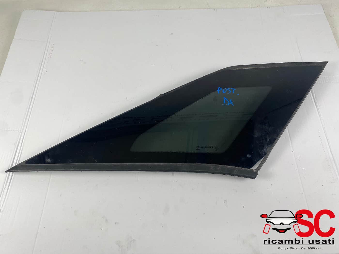 VETRO FISSO POSTERIORE DX PEUGEOT 3008 Serie 9810727580 (16>23)