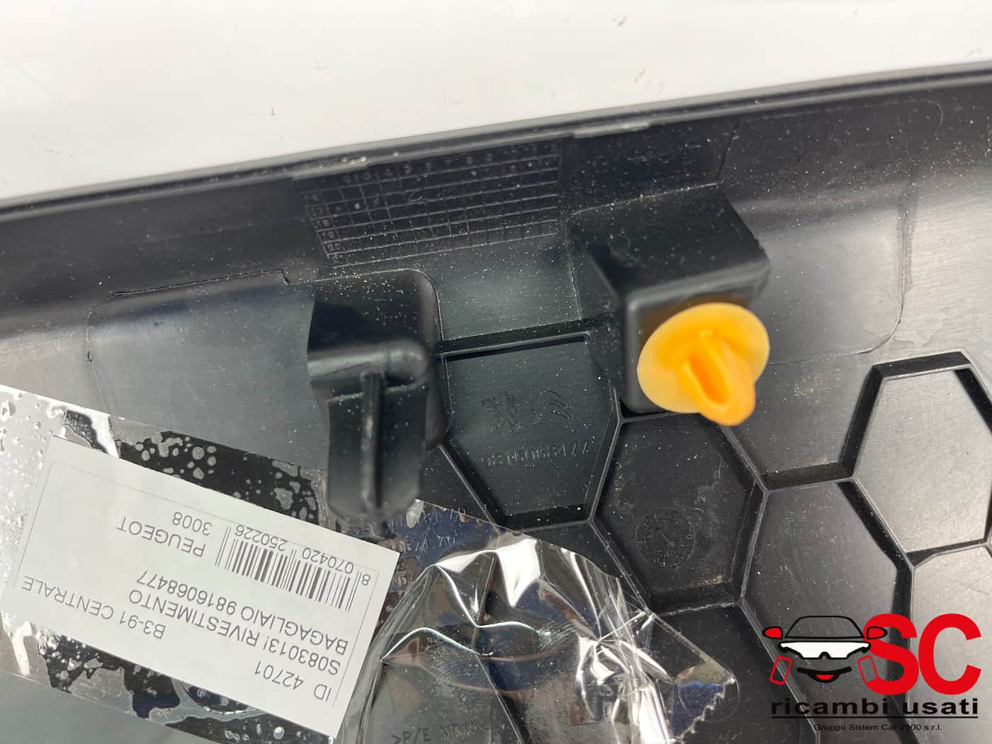 PANNELLO INTERNO BAGAGLIAIO PEUGEOT 3008 Serie 9816068477 (16>23)