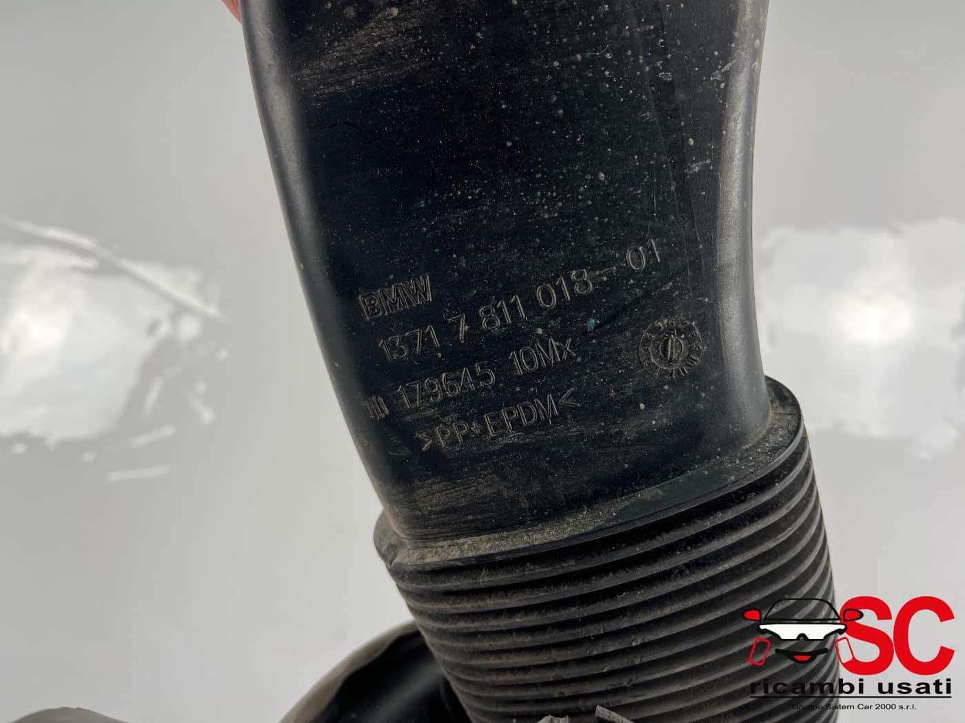 13717811027 BOX SCATOLA FILTRO ARIA BMW X3 2° Serie diesel