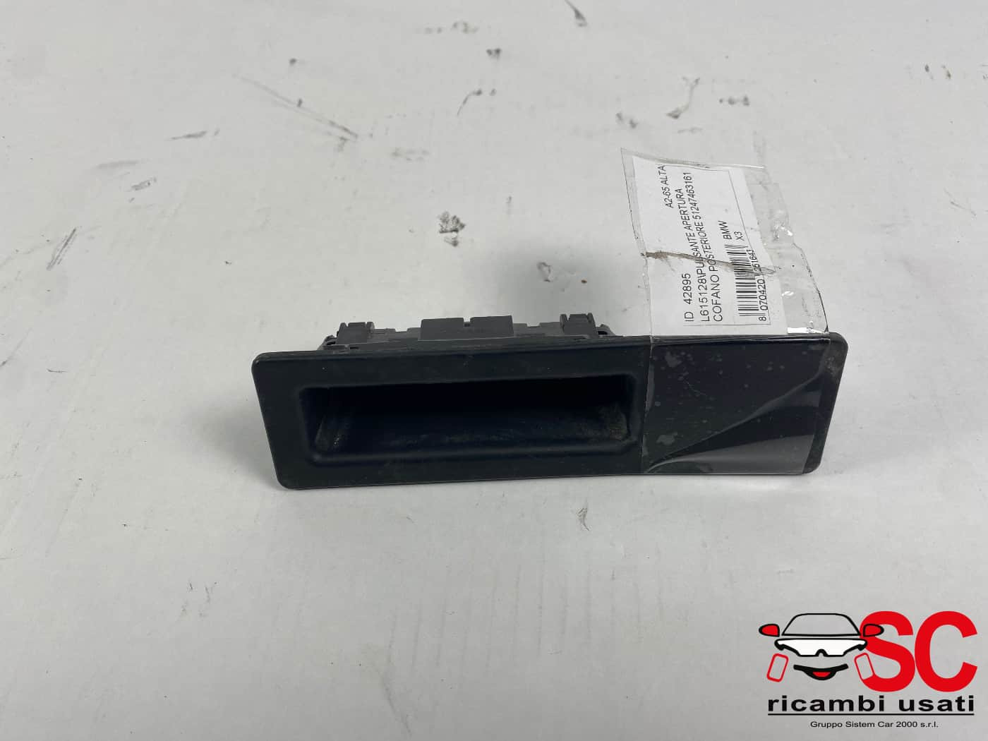PULSANTE APERTURA PORTELLONE POSTERIORE BMW X3 2° Serie 51247463161 (10>)
