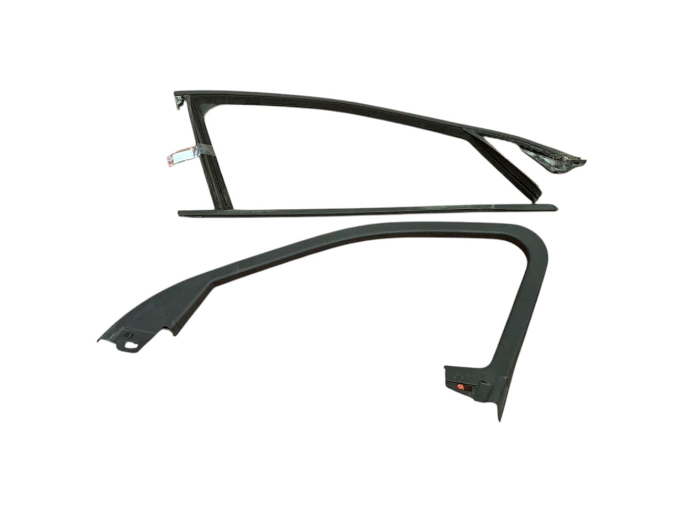 GUARNIZIONE PORTIERA ANTERIORE DESTRA ALFA ROMEO Stelvio Serie (949_) 50535372 (16>)