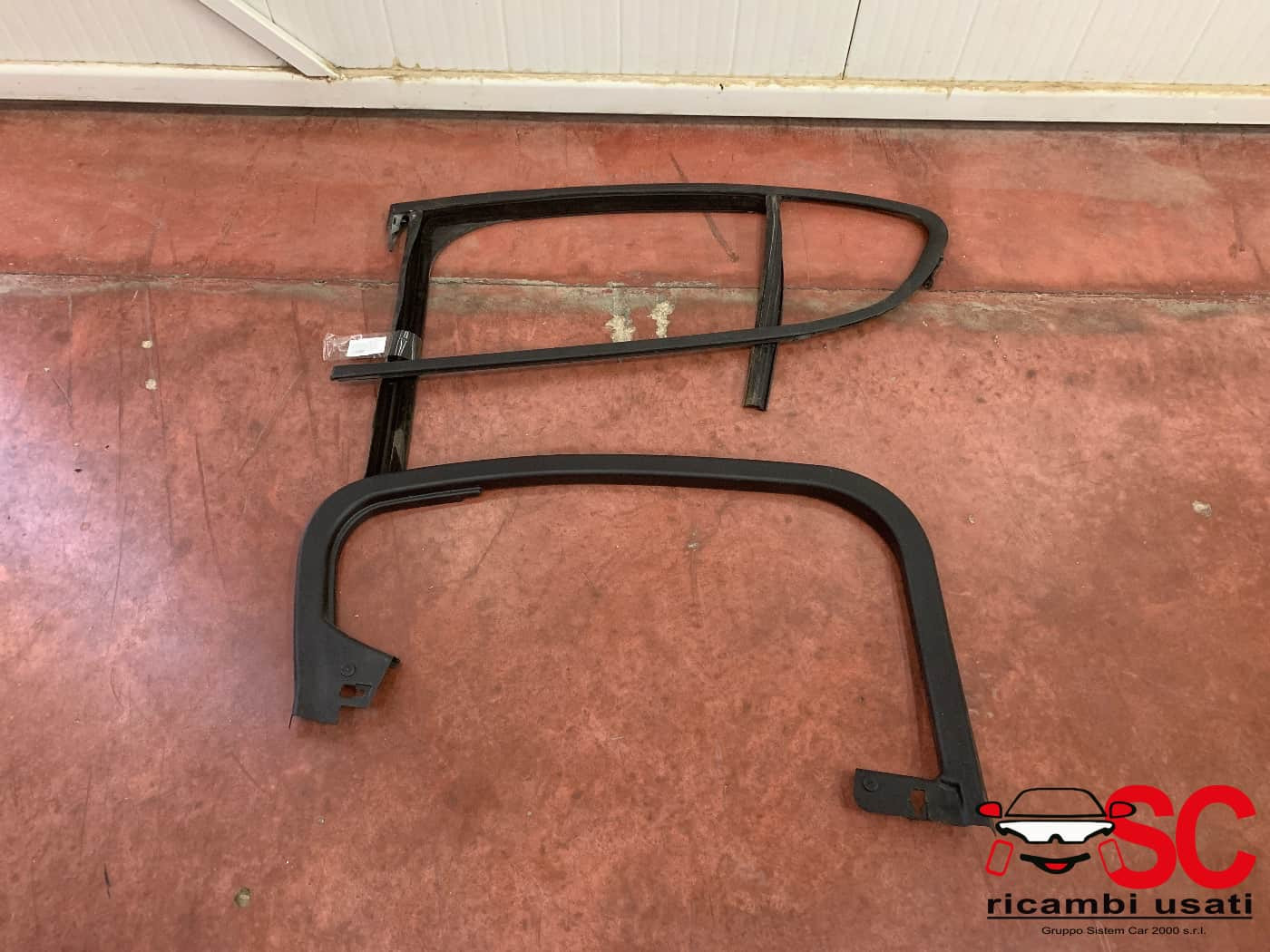 GUARNIZIONE PORTIERA POSTERIORE SINISTRA ALFA ROMEO Stelvio Serie (949_) 50549402 (16>)