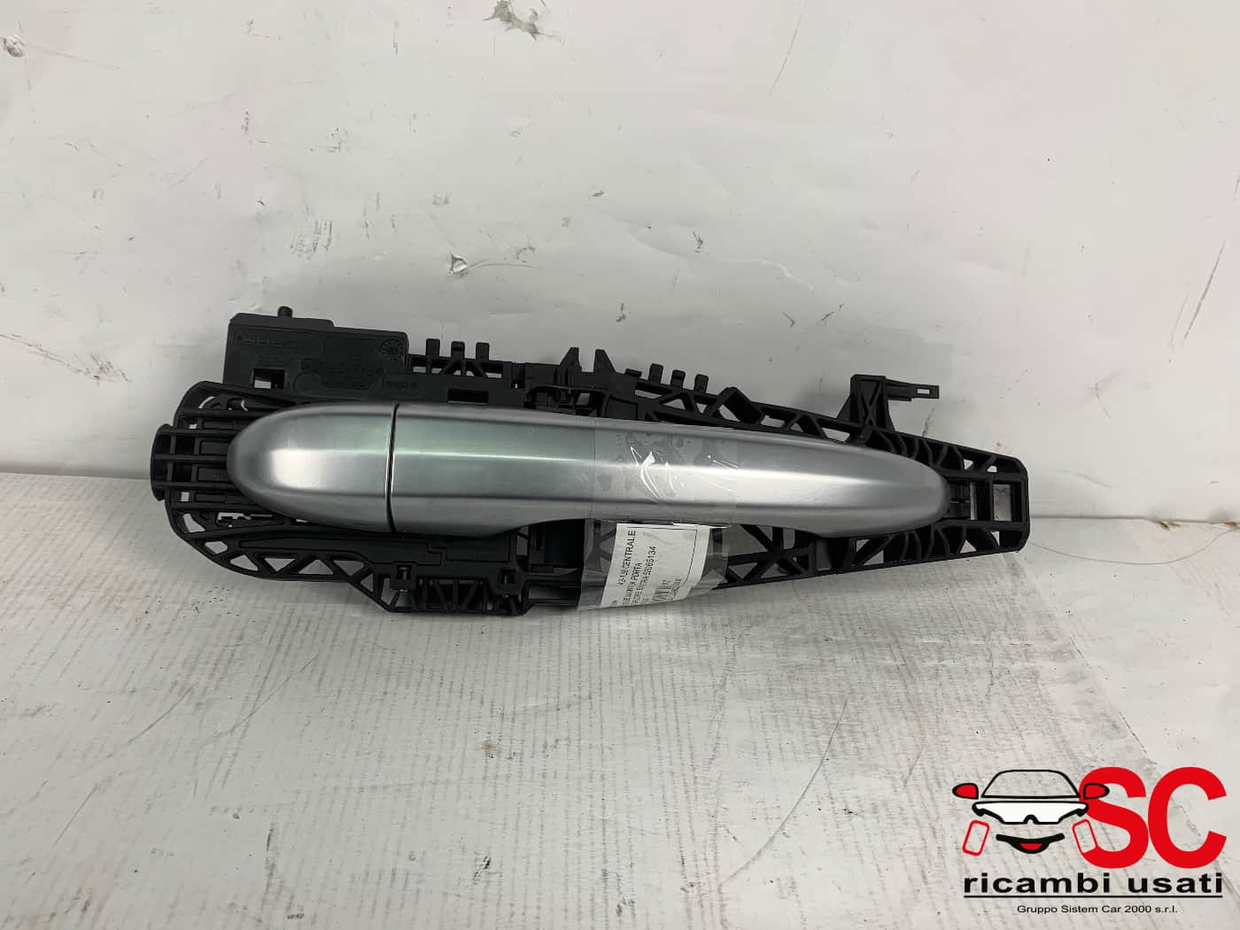 MANIGLIA ESTERNA POSTERIORE SINISTRA FIAT 500 X Serie 52065134 (15>)