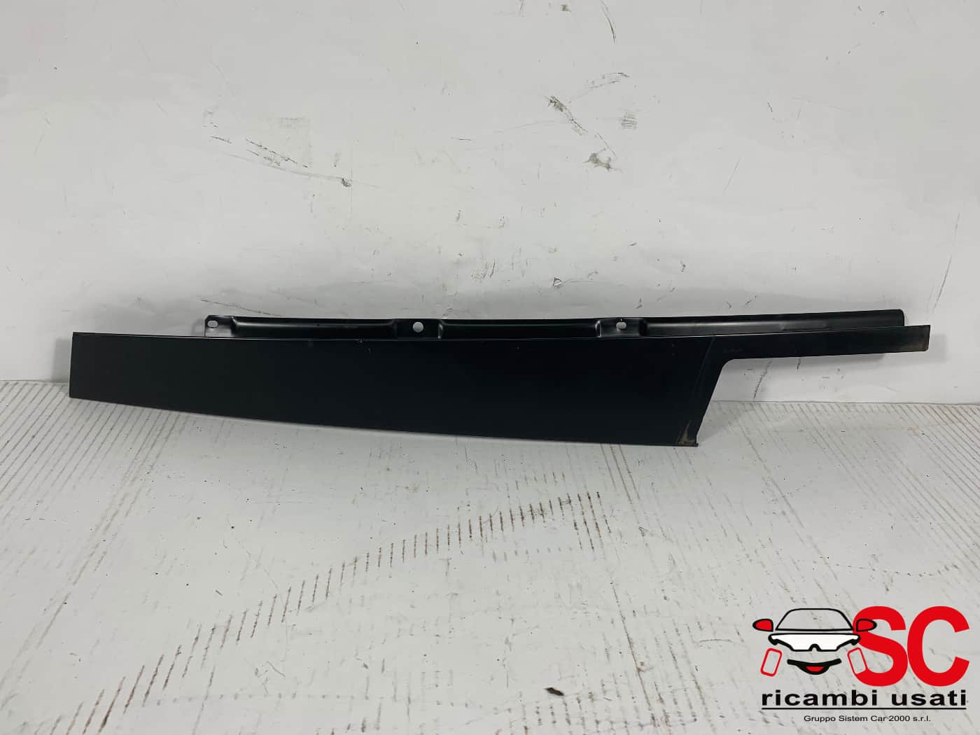 MODANATURA PORTA ANT DX JEEP Cherokee 6° Serie 68102562AA (13>)