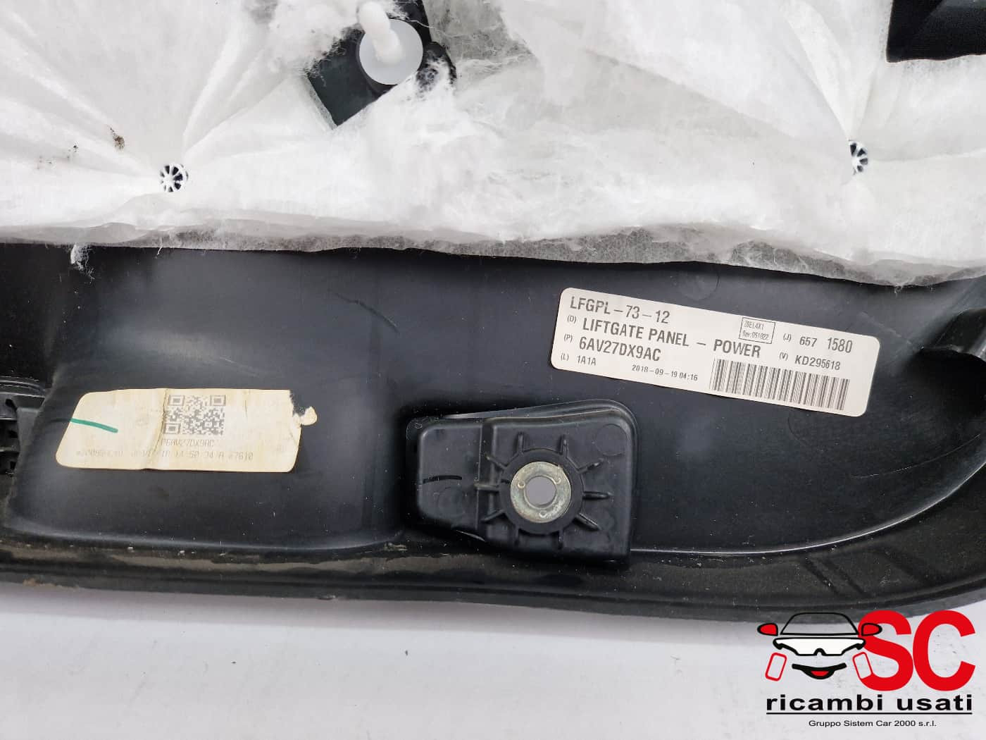RIVESTIMENTO PLASTICA INTERNO PORTELLONE POST JEEP Cherokee 6° Serie 6AV27DX9AC (13>)