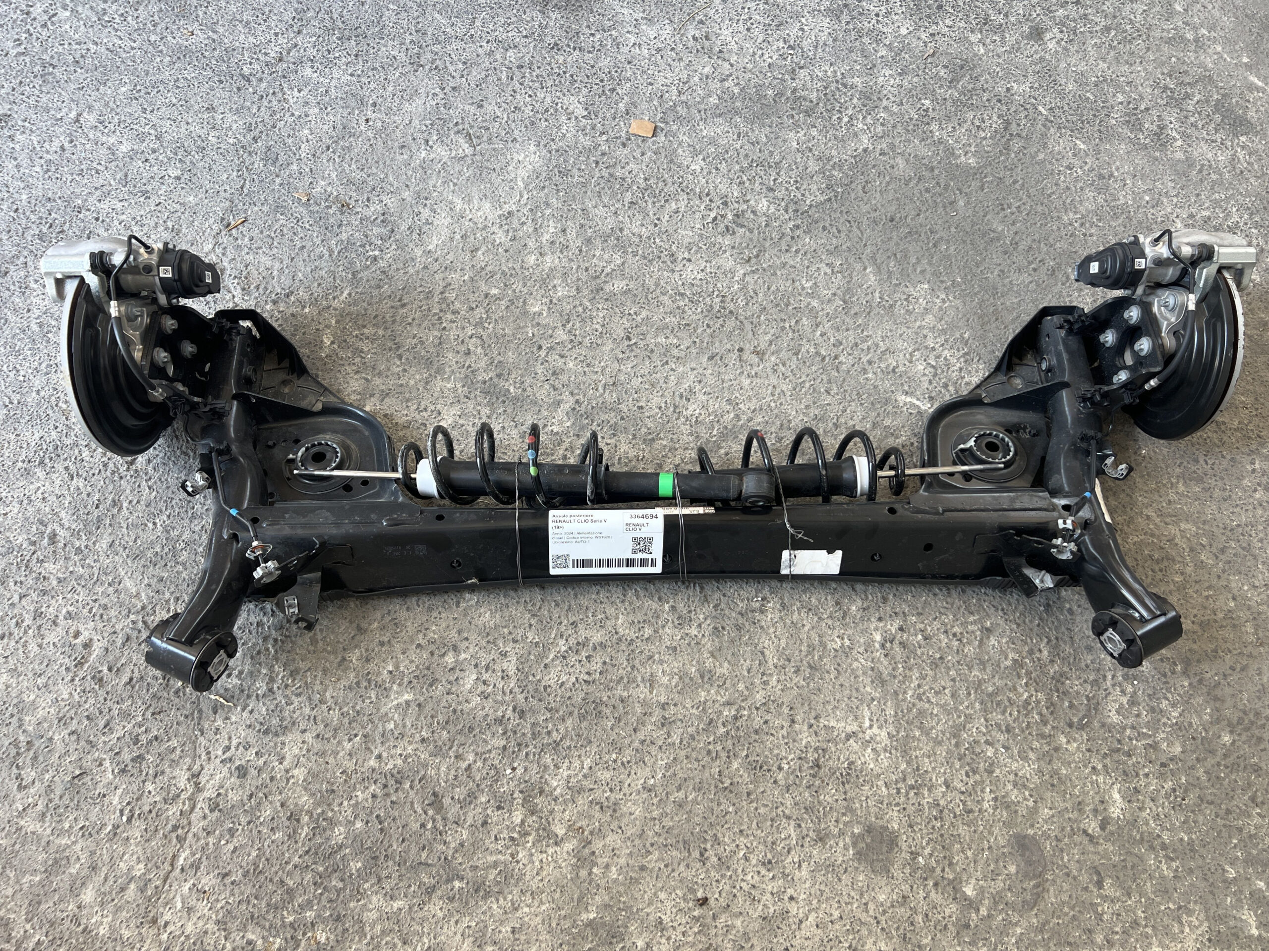 ASSALE POSTERIORE RENAULT CLIO Serie V 555016099R Hybrid (19>)