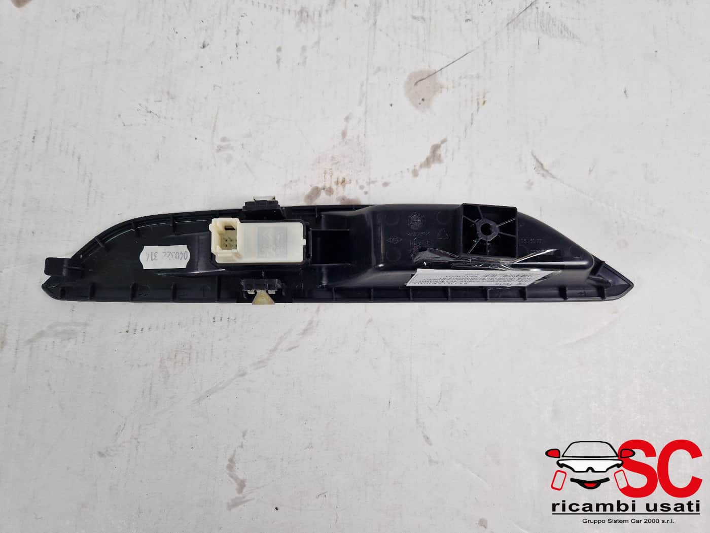 PULSANTE ALZAVETRO POSTERIORE SINISTRO PEUGEOT 3008 Serie 9810515077 (24>)