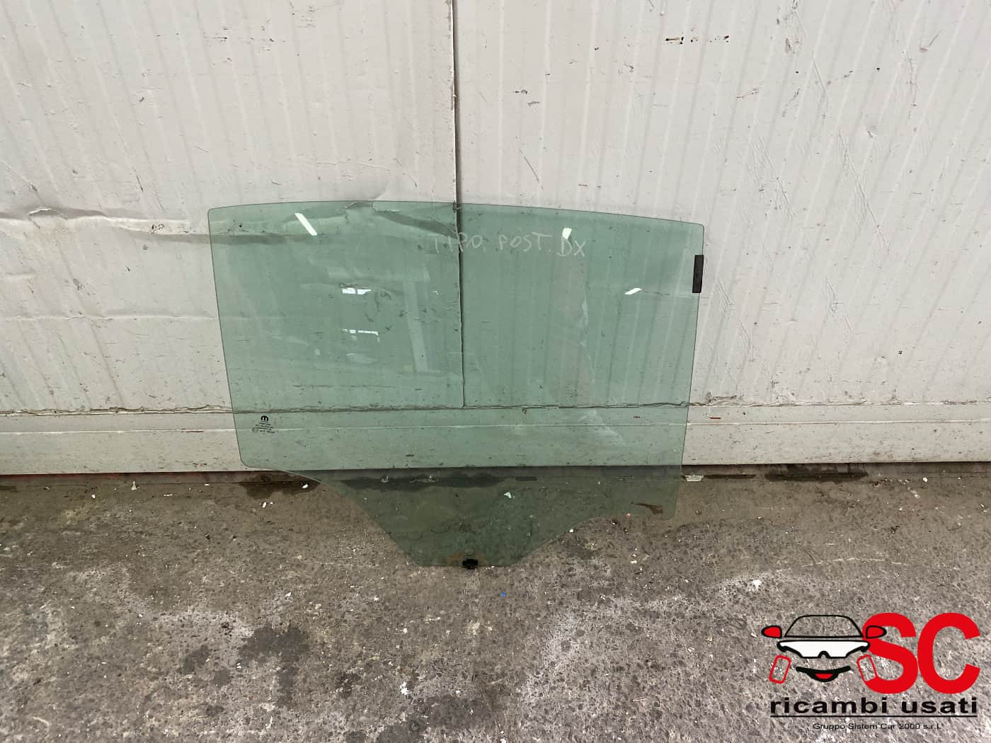 VETRO SCENDENTE POSTERIORE DESTRO FIAT Tipo Serie (357) Berlina (16>20)