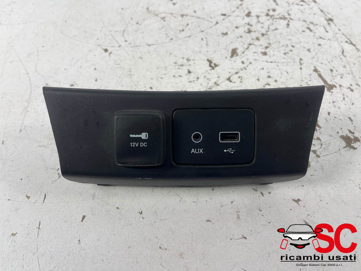 INTERFACCIA PRESA USB/INGRESSO AUX FIAT Tipo Serie (357) Berlina 735658281 (16>20)