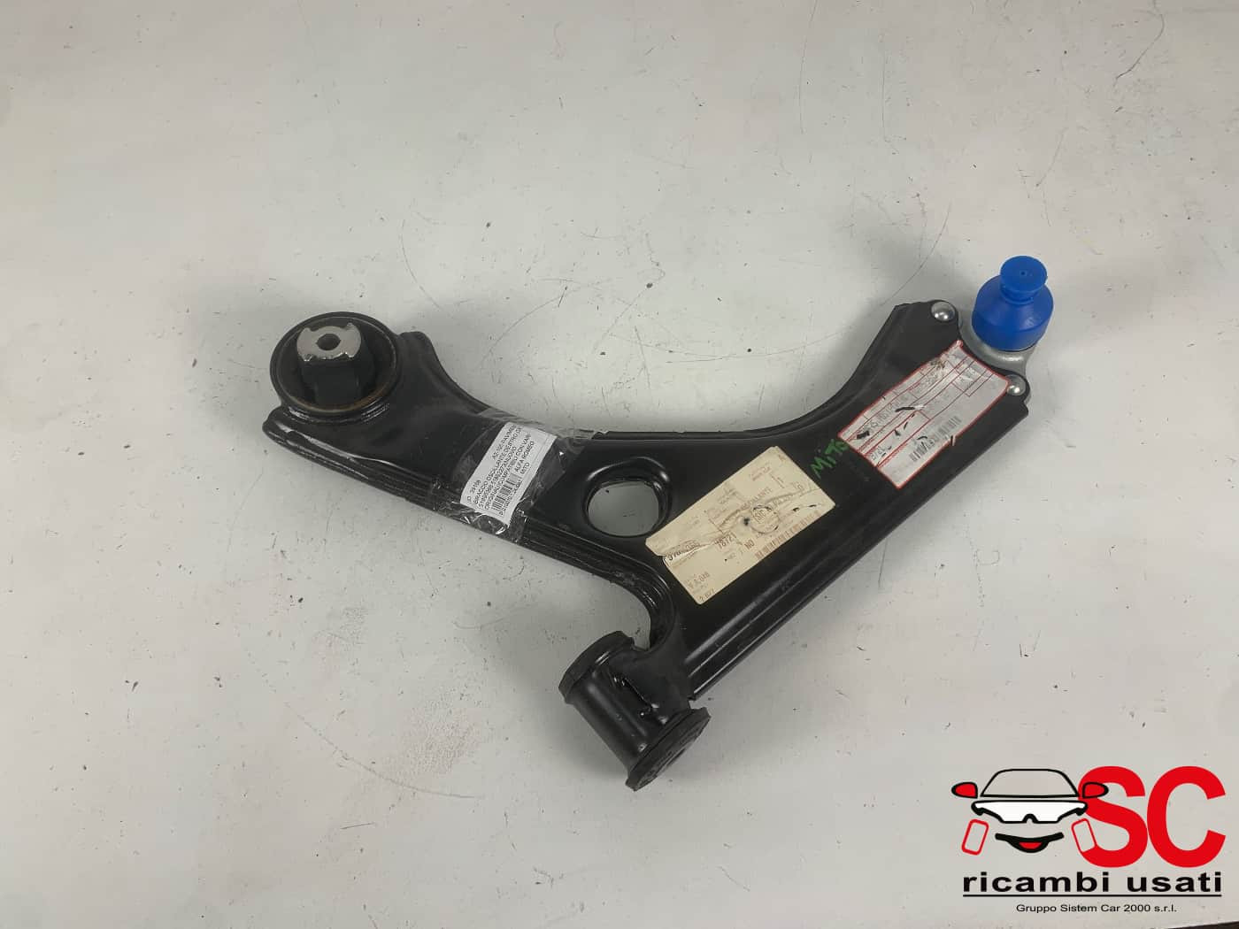 BRACCIO OSCILLANTE ANTERIORE DESTRO ALFA ROMEO Mito Serie (955_) 51895366 (08>)