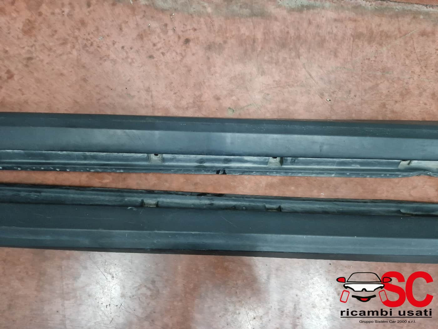 COPPIA SOTTOPORTA DESTRA E SINISTRA LAND ROVER Range Rover Evoque 1° Serie (11>)