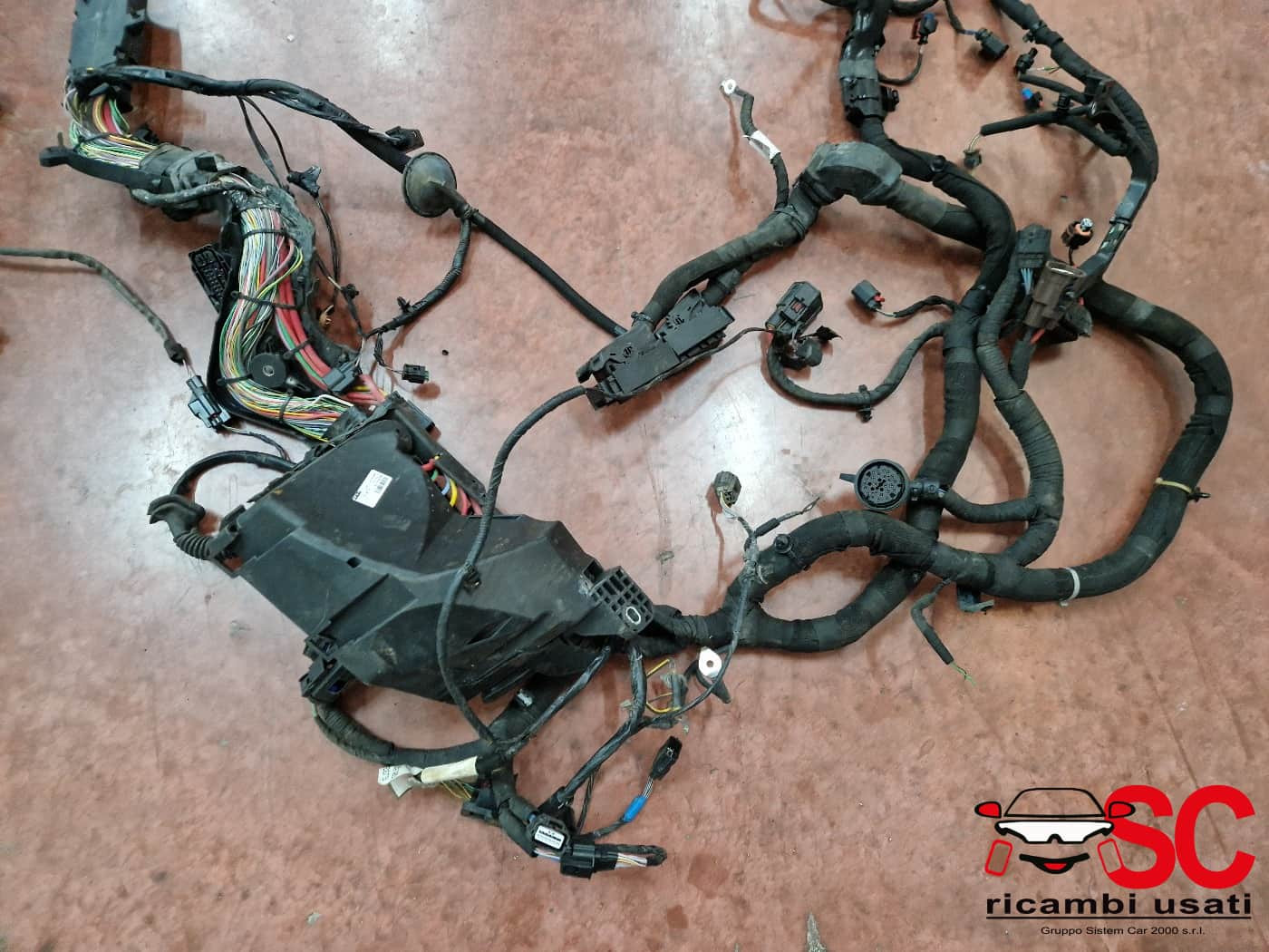 GJ3214290Z GJ3214290Z CABLAGGIO VANO MOTORE LAND ROVER Range Rover Evoque 1° Serie diesel