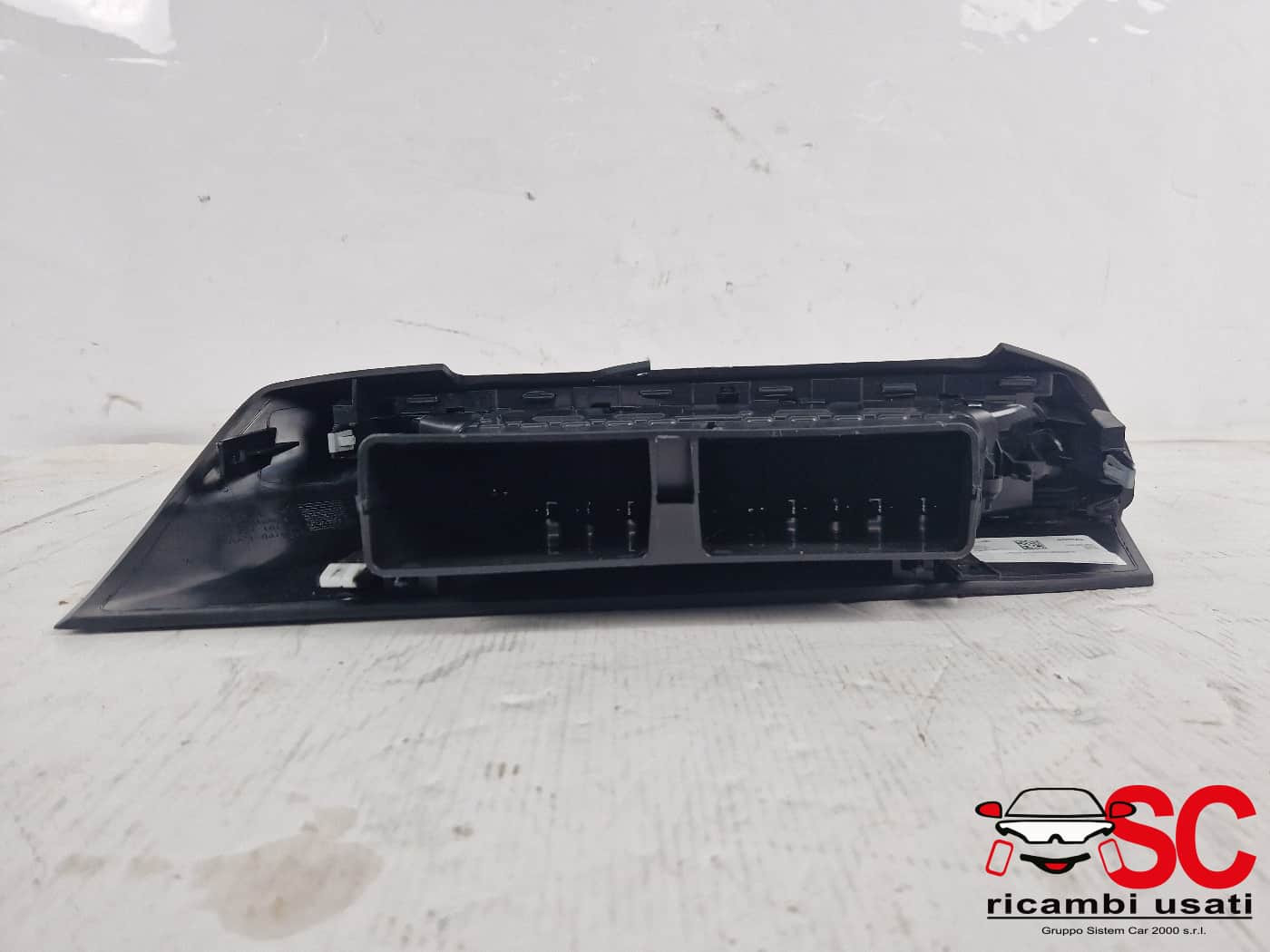 BOCCHETTA ARIA CENTRALE PEUGEOT 3008 Serie 9814075577 (24>)