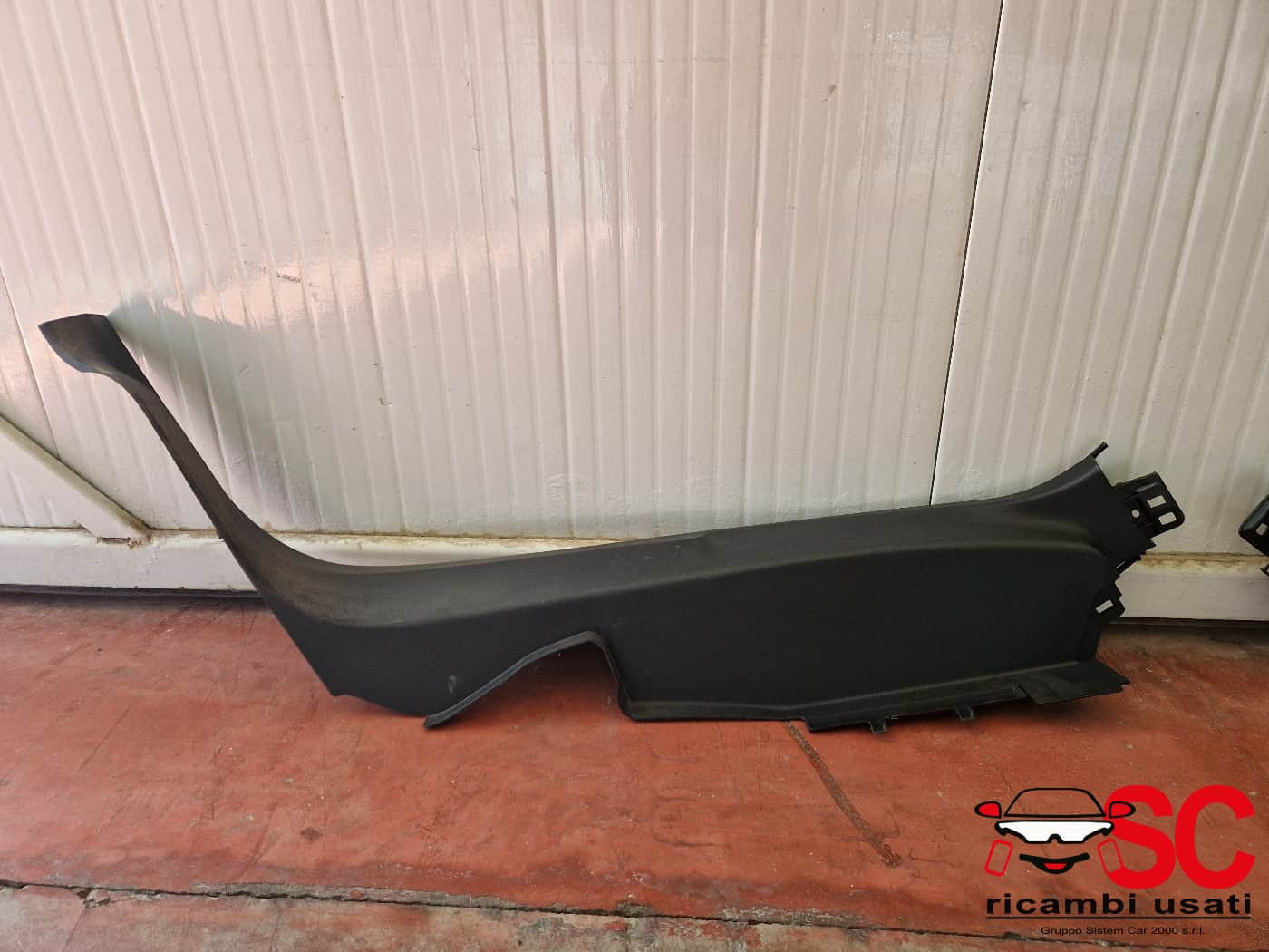 RIVESTIMENTO MONTANTE POSTERIORE SX E DX PEUGEOT 3008 Serie (24>)