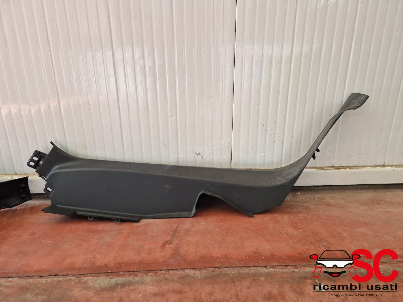 RIVESTIMENTO MONTANTE POSTERIORE SX E DX PEUGEOT 3008 Serie (24>)
