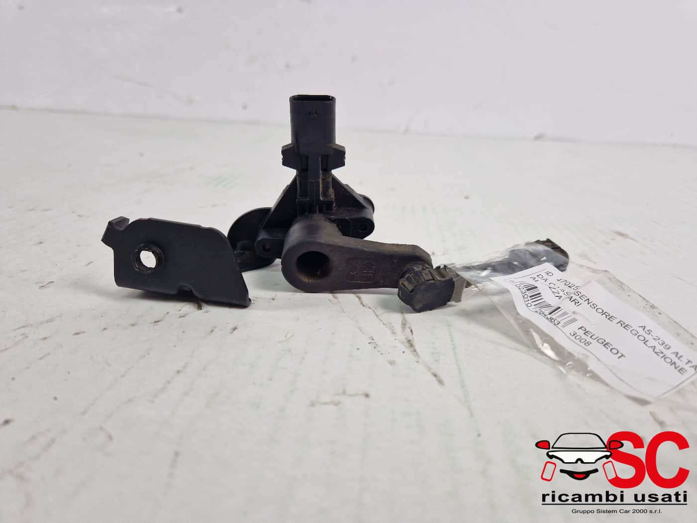 SENSORE REGOLAZIONE ALTEZZA FARO PEUGEOT 3008 Serie 9817423180 (24>)