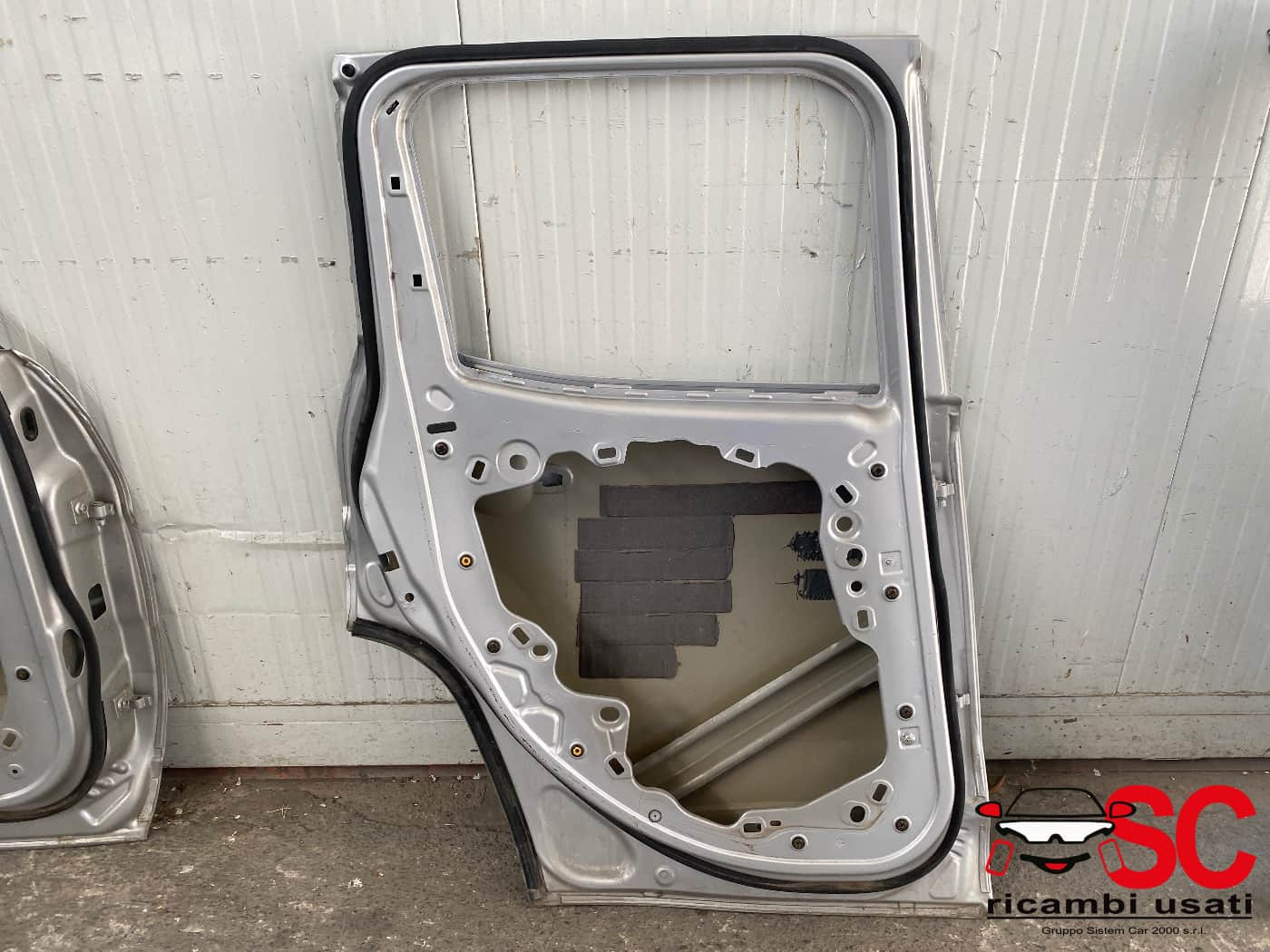 PORTIERA POSTERIORE SINISTRA JEEP Renegade Serie (14>18)