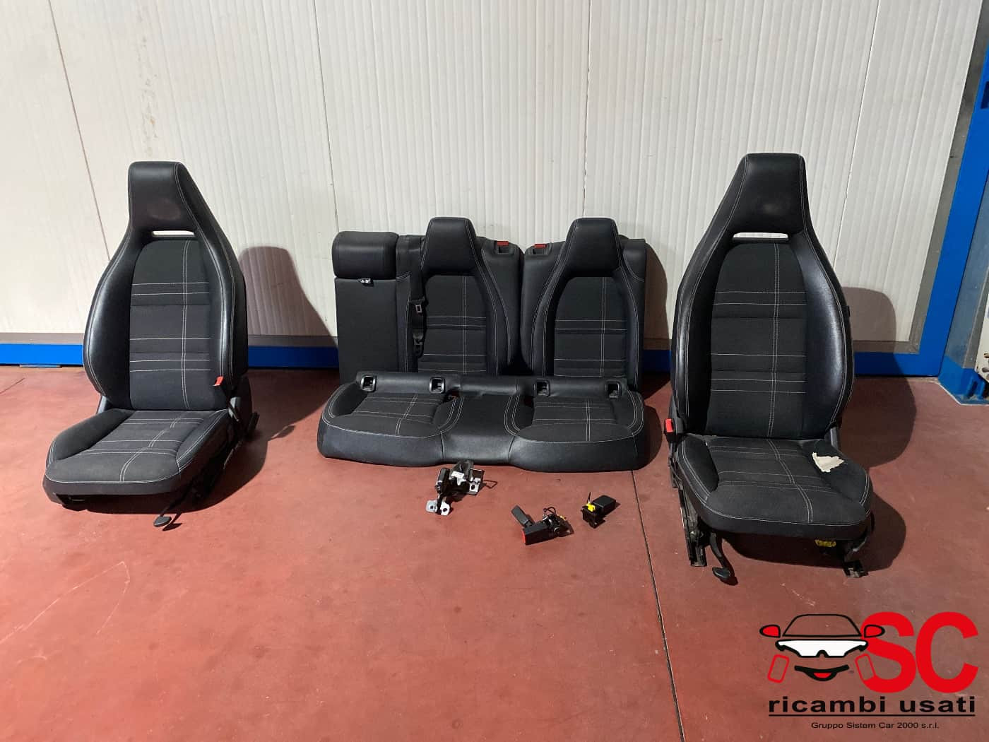 SEDILI MERCEDES Classe A Serie (W176) (12>18)