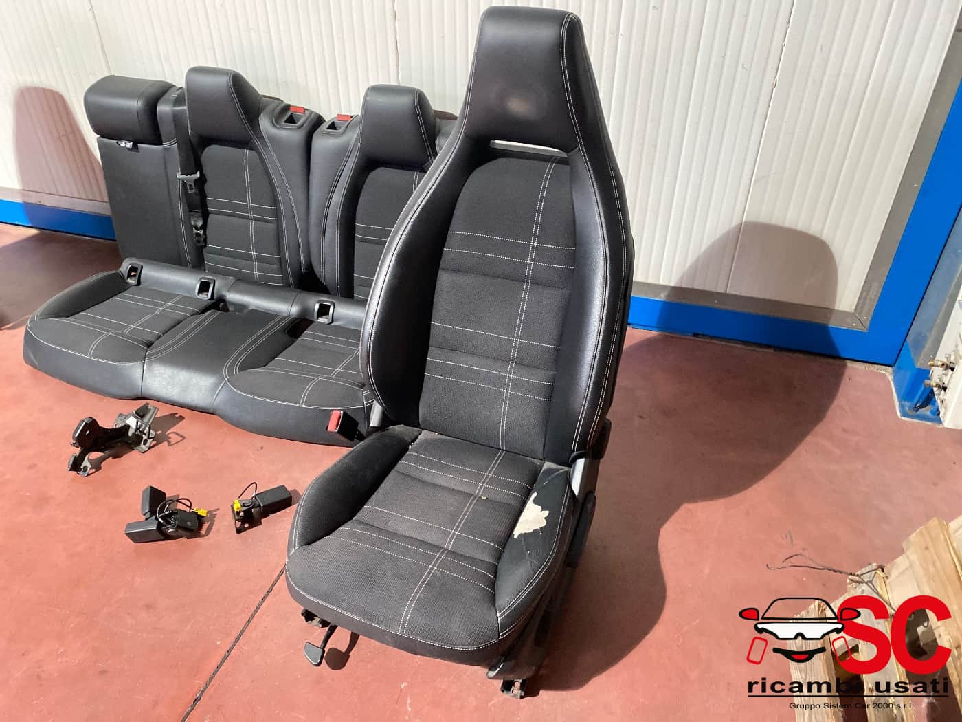 SEDILI MERCEDES Classe A Serie (W176) (12>18)