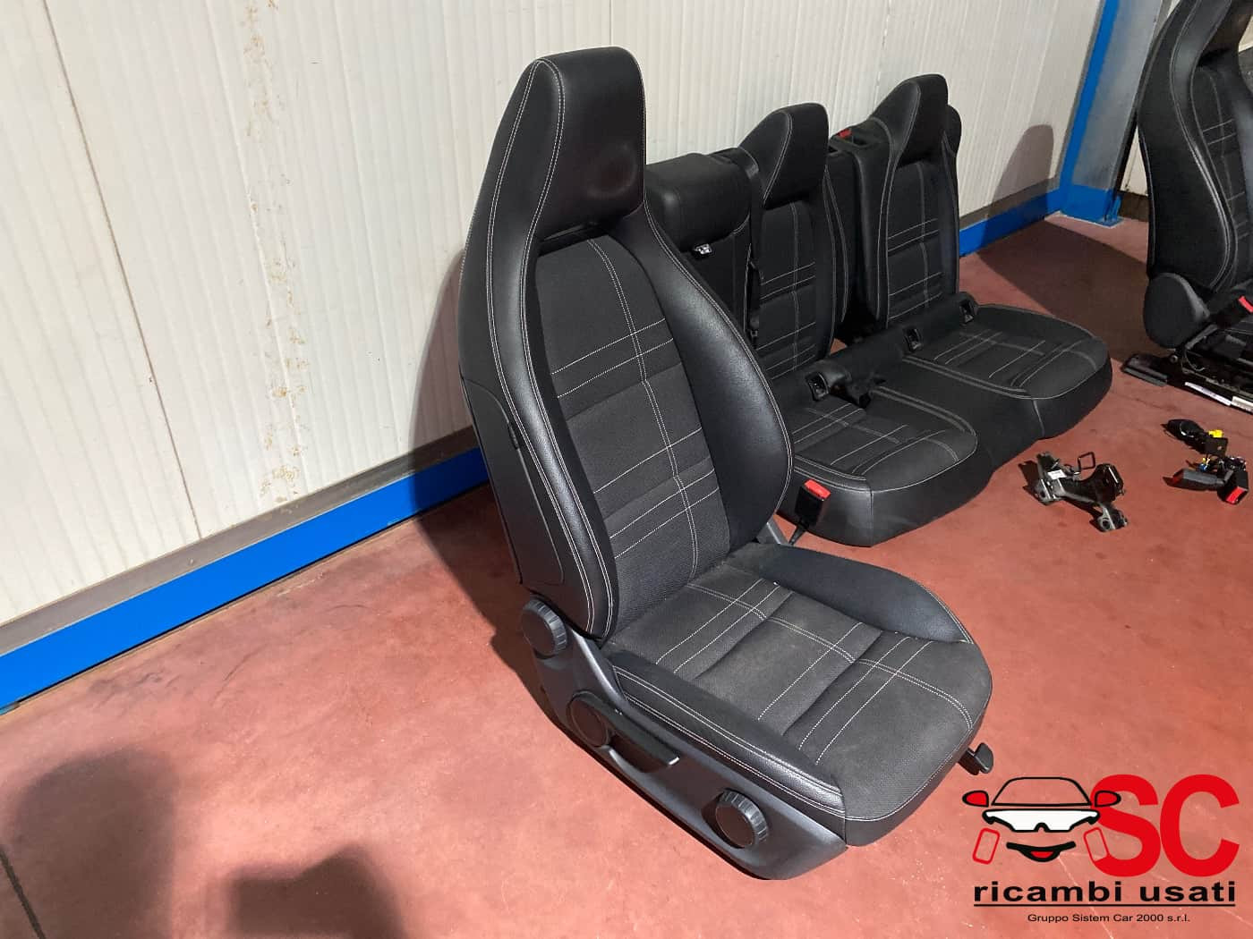 SEDILI MERCEDES Classe A Serie (W176) (12>18)