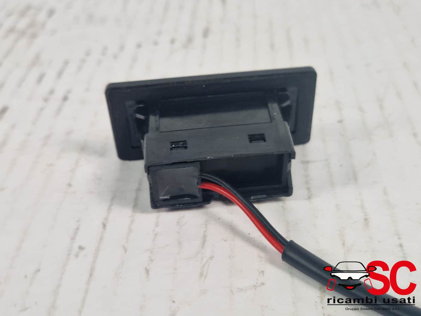 PULSANTE APERTURA PORTELLONE POSTERIORE MG MG3 Serie 11406991 (24>)