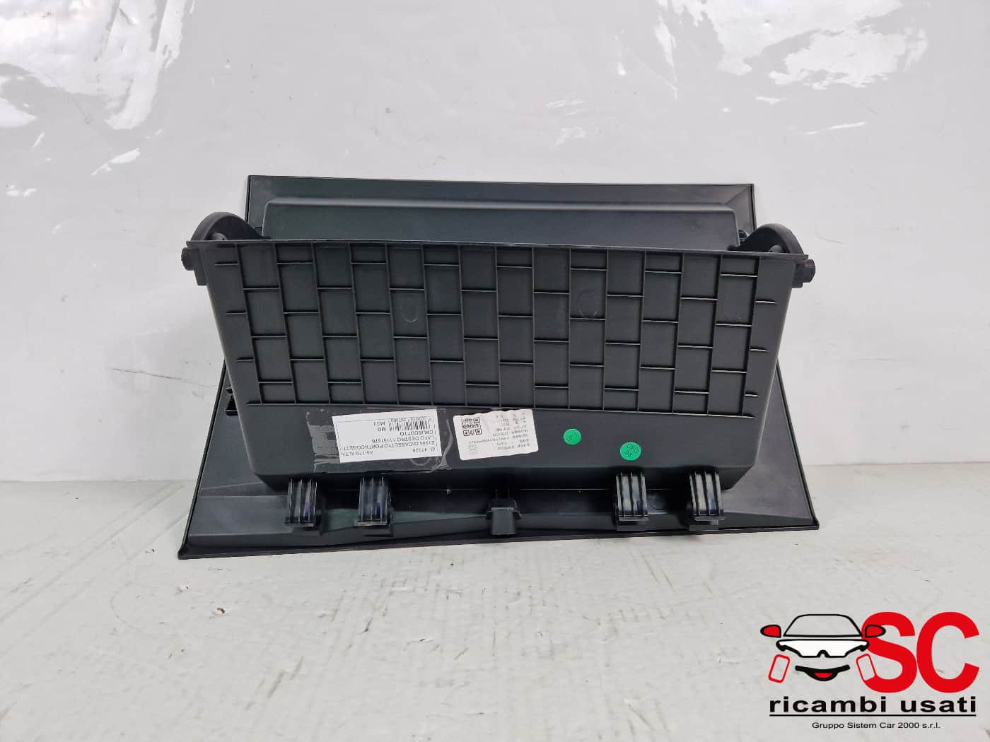 VANO PORTAOGGETTI MG MG3 Serie 11151676 (24>)