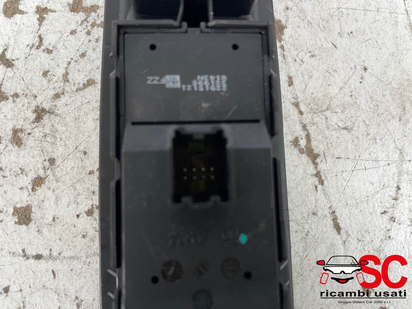 PULSANTIERA ANTERIORE SINISTRA OPEL Mokka X 95025518 (16>)