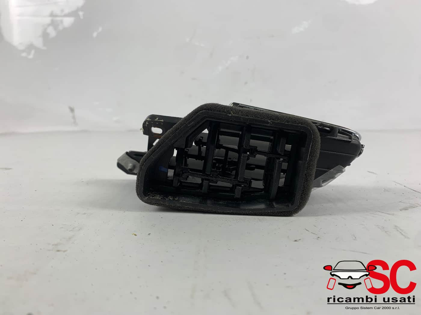 BOCCHETTA ARIA CRUSCOTTO SX OPEL Mokka X 42570817 (16>)