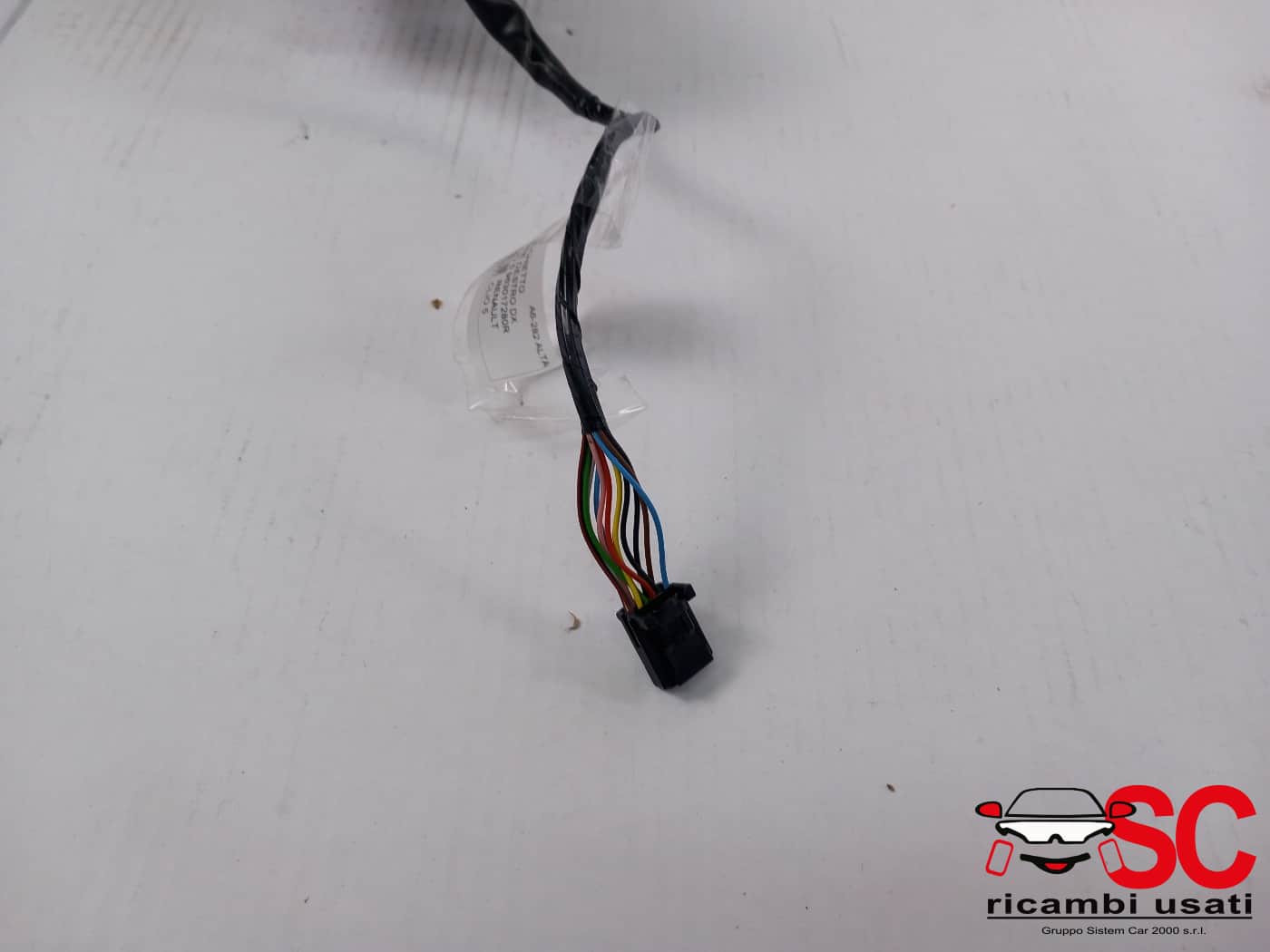 SPECCHIETTO RETROVISORE DESTRO RENAULT CLIO Serie V 963017280R (19>)