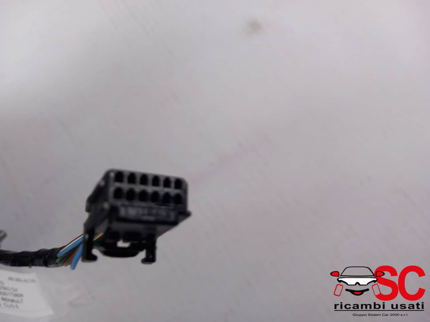 SPECCHIETTO RETROVISORE DESTRO RENAULT CLIO Serie V 963017280R (19>)
