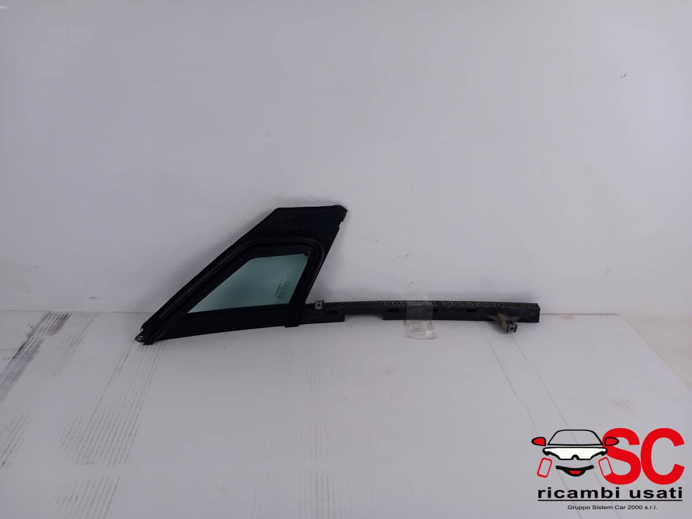 VETRO FISSO LATO SINISTRO RENAULT CLIO Serie V 802630087R (19>)