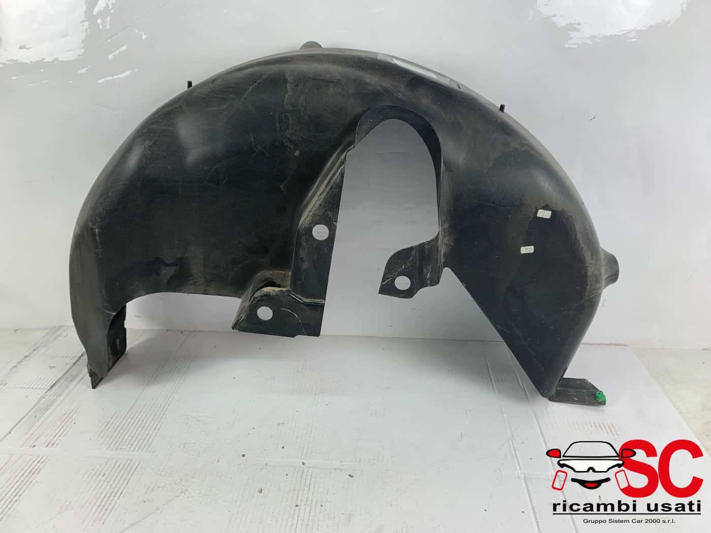 PASSARUOTA POST DX RENAULT CLIO Serie V 767487544R (19>)