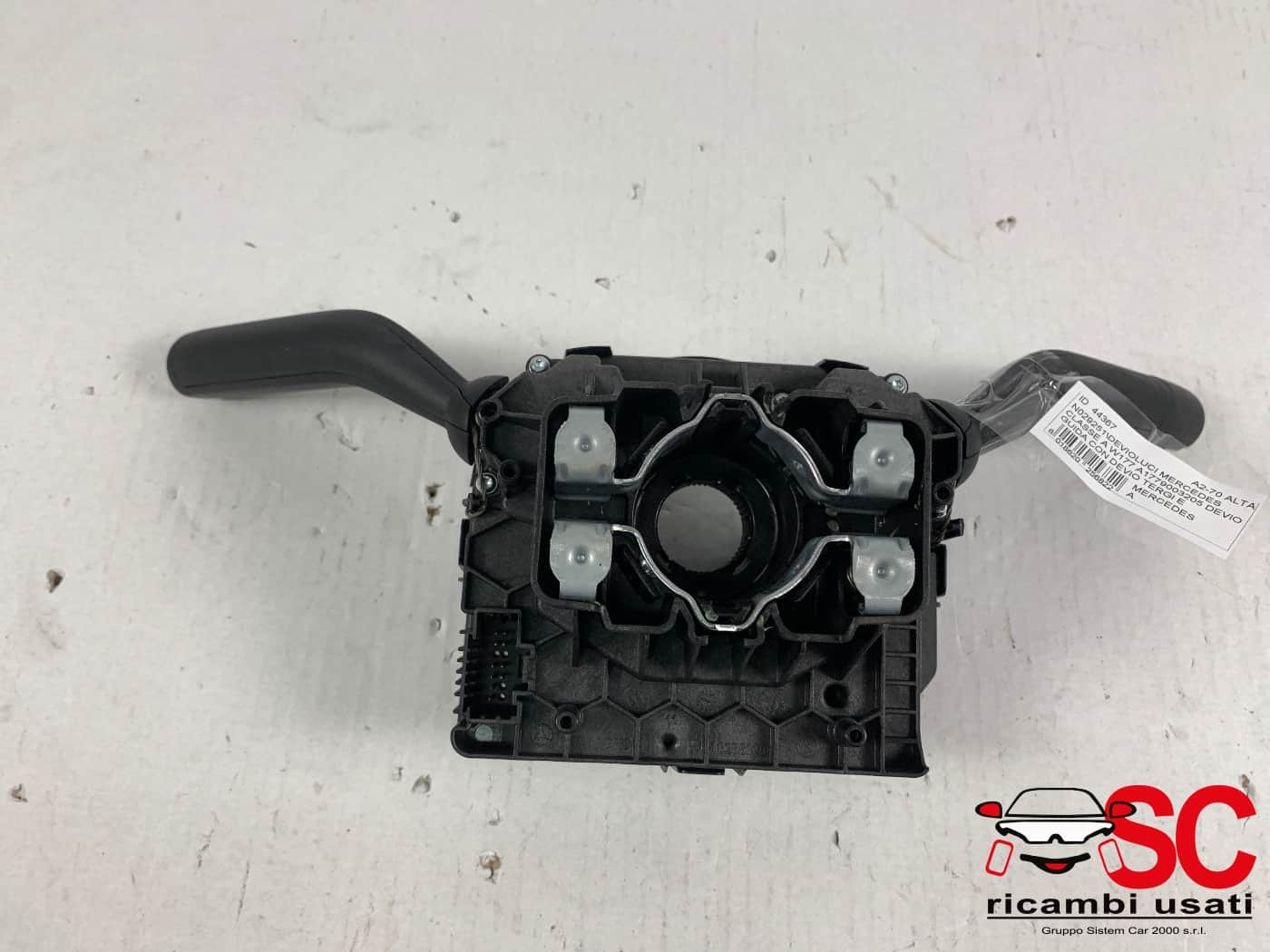 DEVIOLUCI MERCEDES Classe A Serie (W177) A1779003205 (18>)