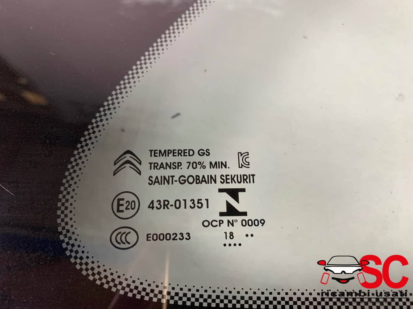 VETRO FISSO POSTERIORE DX CITROEN C3 AirCross YQ00052580 (17>)
