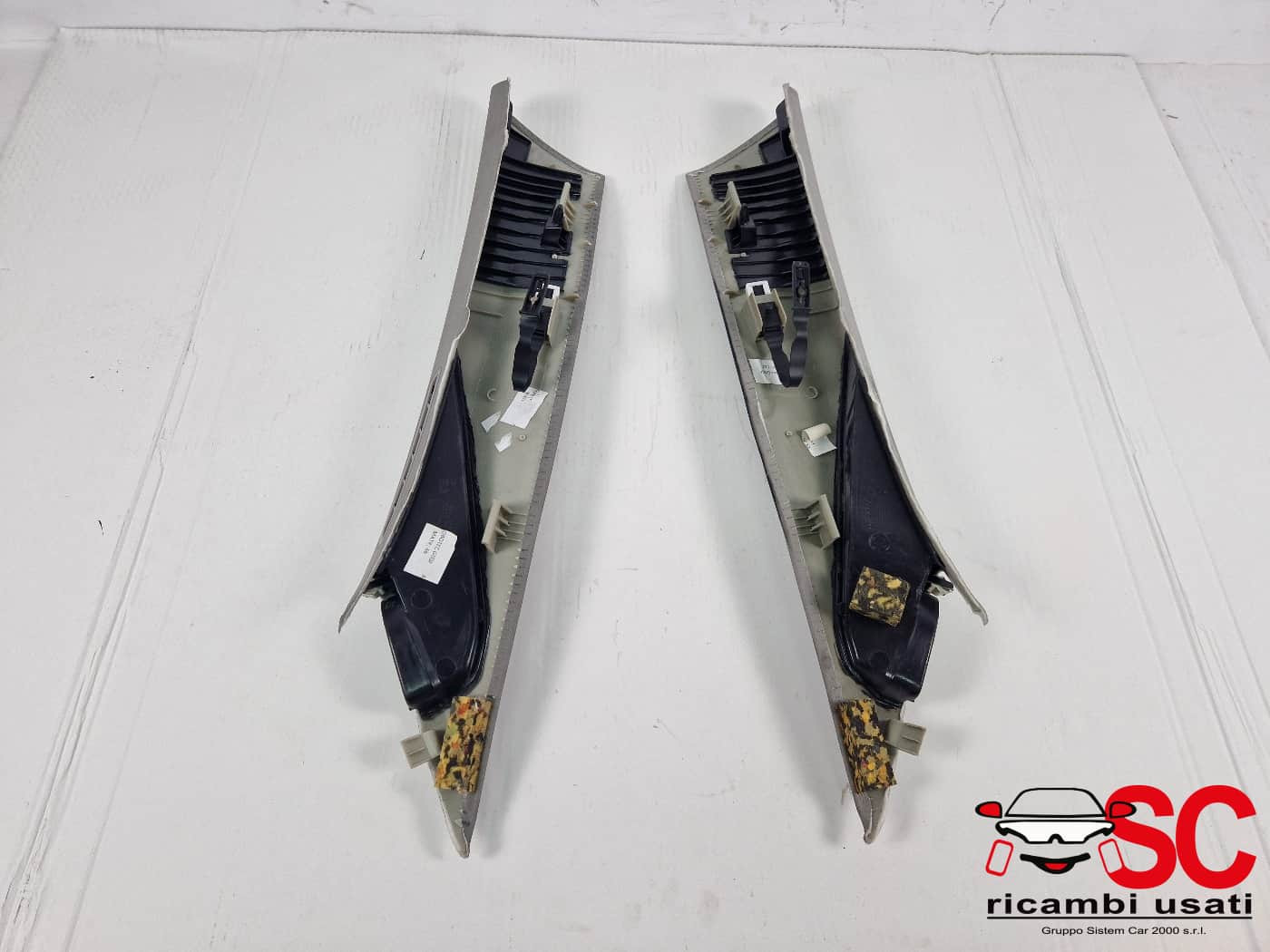 RIVESTIMENTO MONTANTE ANTERIORE SX E DX ALFA ROMEO Giulia Serie (952_) (16>)