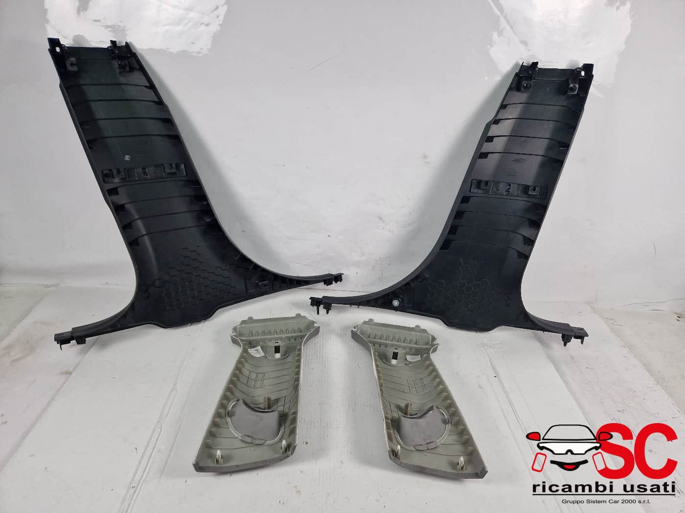 RIVESTIMENTO MONTANTE CENTRALE ALFA ROMEO Giulia Serie (952_) (16>)