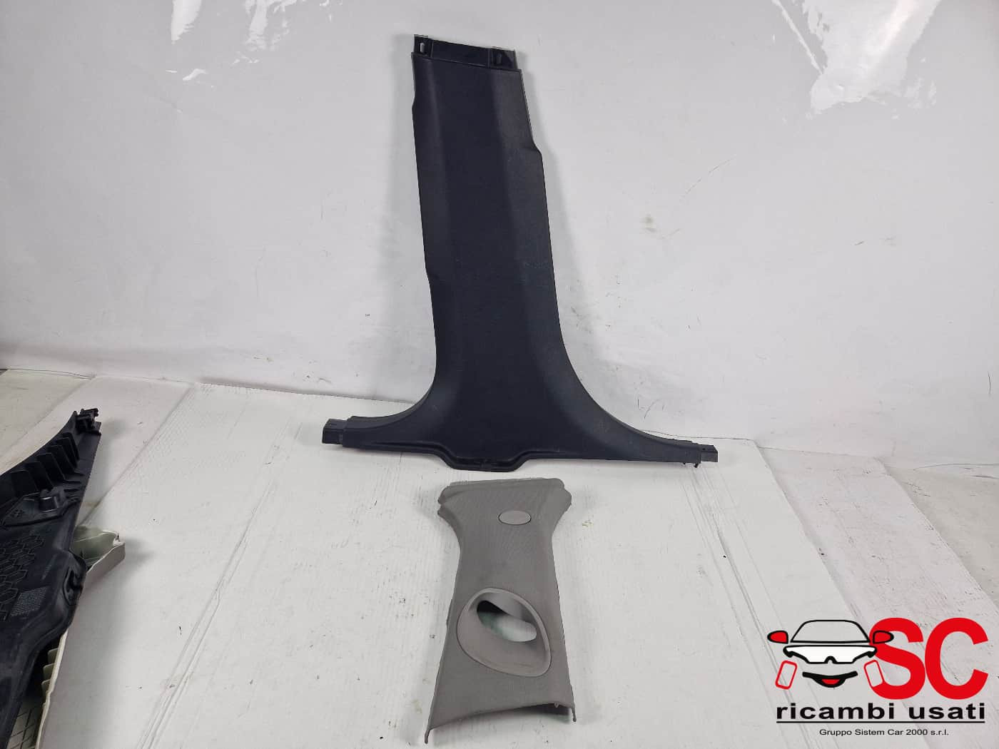 RIVESTIMENTO MONTANTE CENTRALE ALFA ROMEO Giulia Serie (952_) (16>)