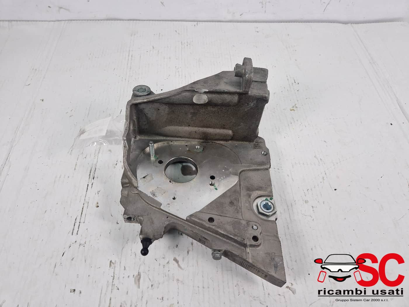 55284373 55284373 SUPPORTO POMPA INIEZIONE ALFA ROMEO Giulia Serie (952_) diesel