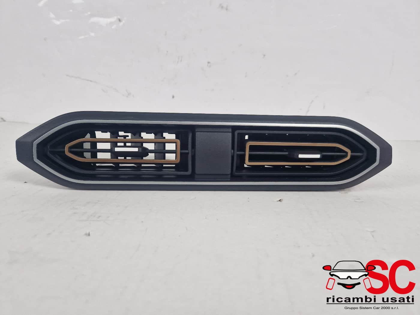 BOCCHETTA ARIA CENTRALE DACIA Jogger Serie 687606191R (21>)