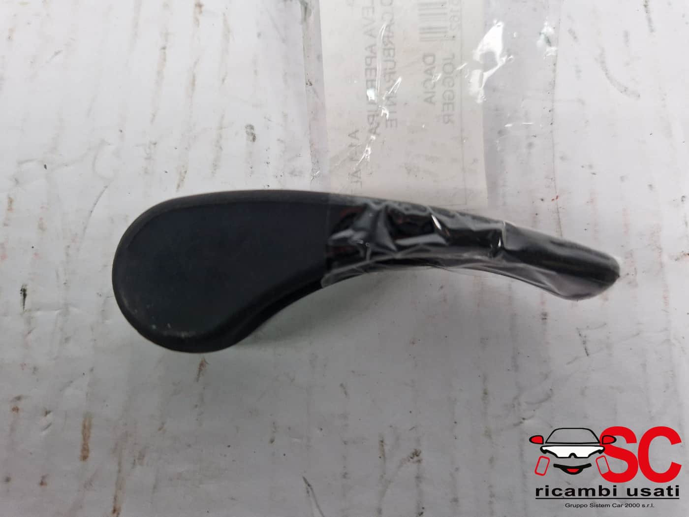 846104896R PULSANTE APERTURA SPORTELLINO CARBURANTE DACIA Jogger Serie benzina