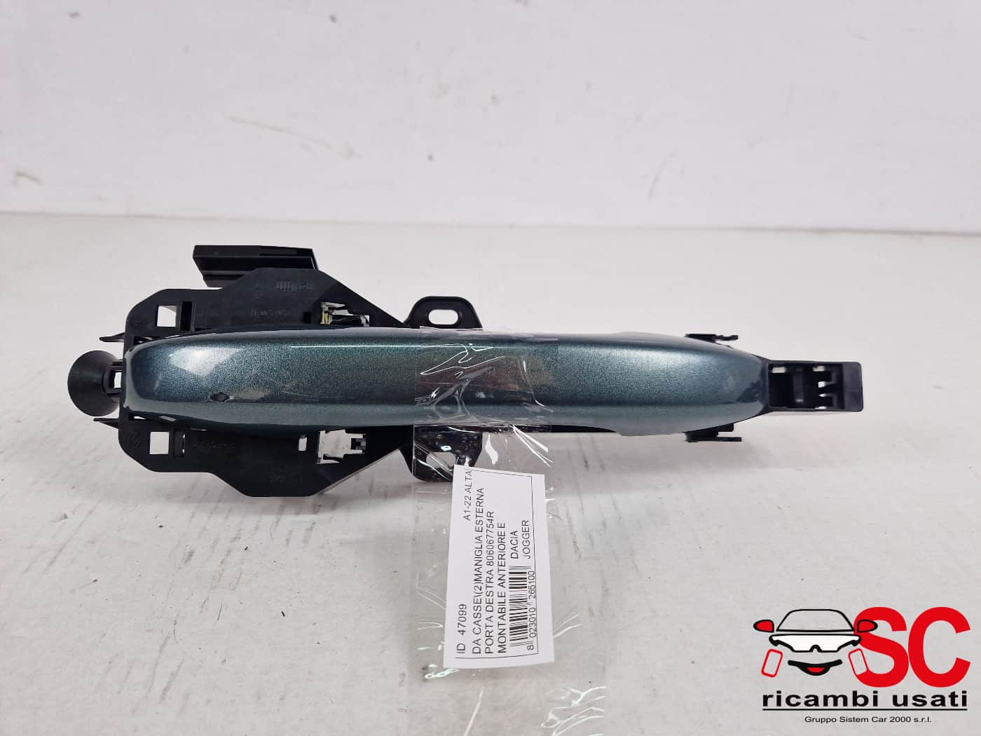 MANIGLIA ESTERNA ANTERIORE DESTRA DACIA Jogger Serie 806067754R (21>)