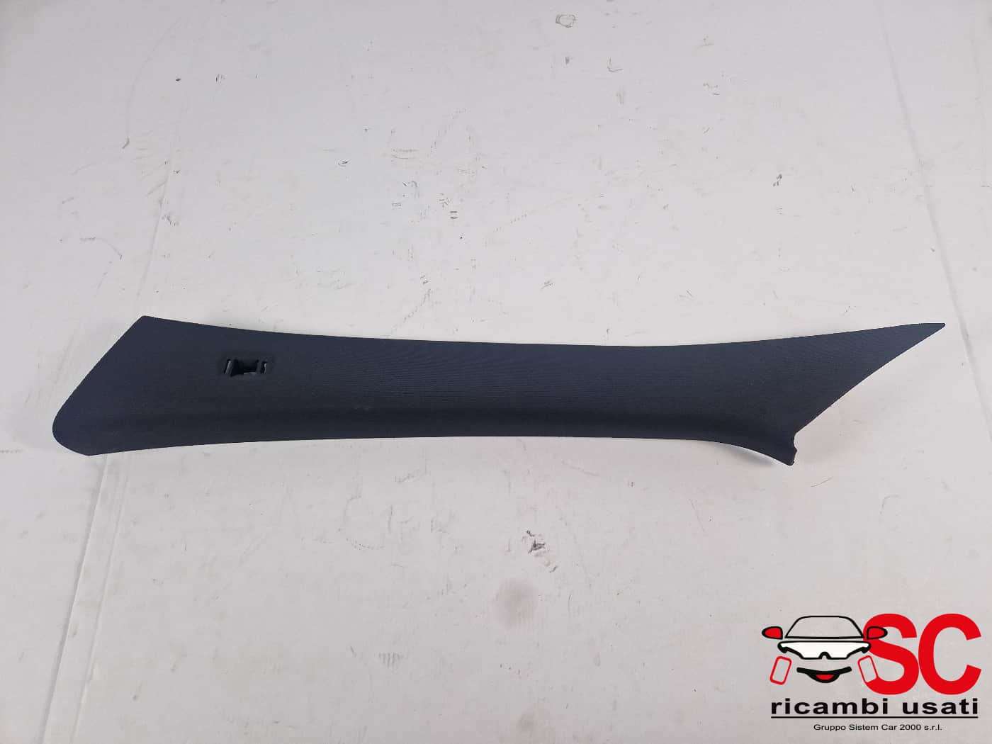RIVESTIMENTO MONTANTE ANTERIORE SX MERCEDES Classe A Serie (W176) A1766901700 (12>18)