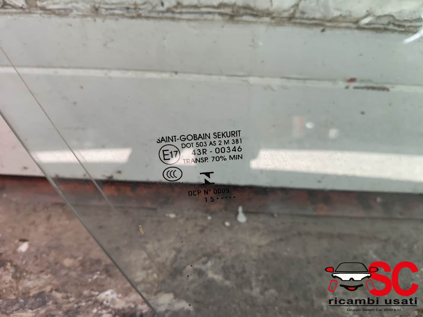 VETRO SCENDENTE ANTERIORE DESTRO BMW Serie 2 Active Tourer (F45) (14>18)