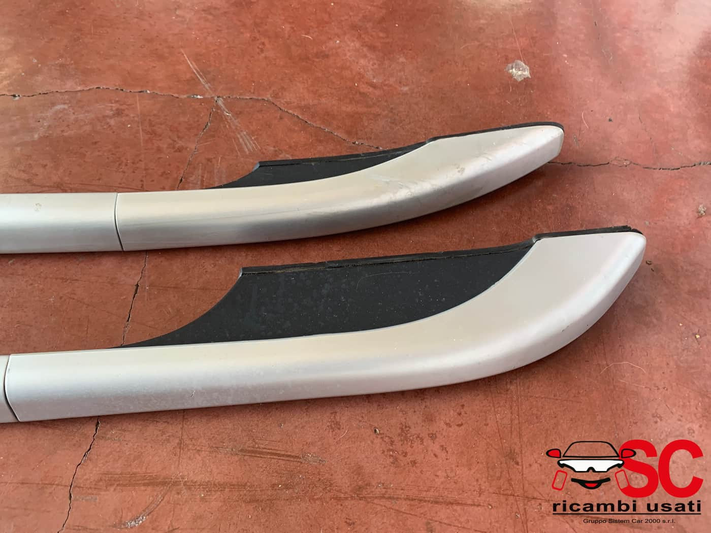 BARRE TETTO DR 4 Serie 5704300U2220 (21>)