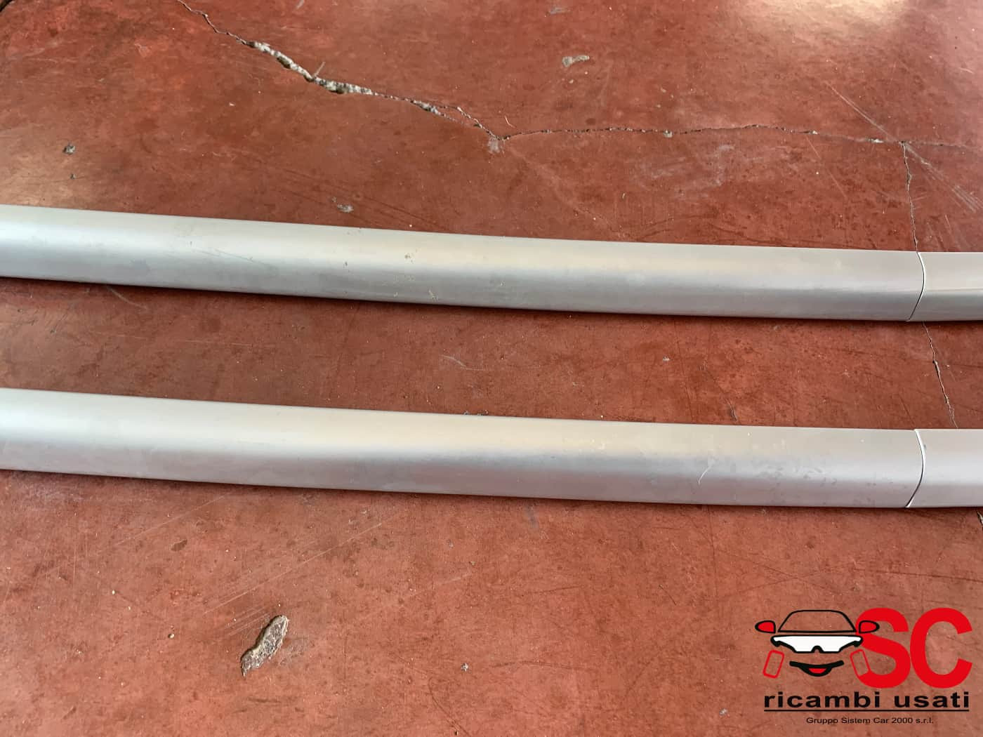 BARRE TETTO DR 4 Serie 5704300U2220 (21>)